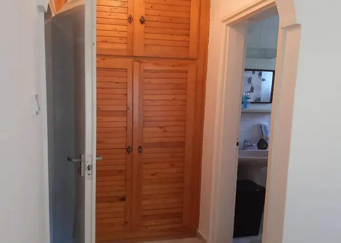 Portum Vendeghaz 度假居 *