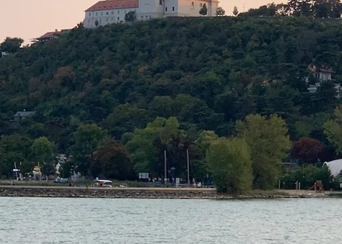 Portum Vendeghaz * 希欧福克